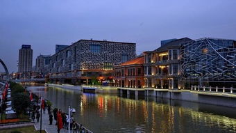 商家聚集地：从NIKE到优衣库，再到星巴克全球最较大旗舰店之一