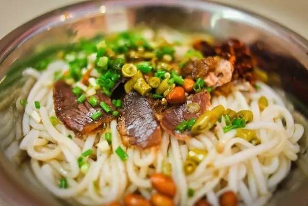 烹饪：火与肉的激情碰撞