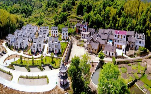 1. 这里的山水居然有点意思？