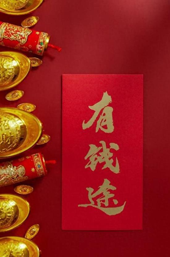 龙年与哪个生肖相冲？龙年出生的人适合佩戴哪个生肖手链？