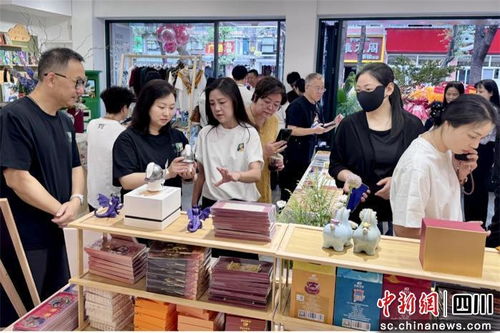 成都三国邮局开业，热门打卡点引爆旅游热潮