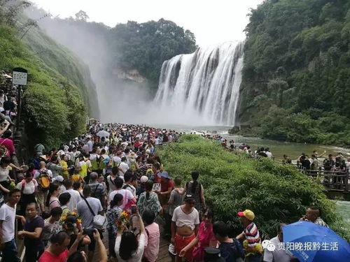 峨眉山：耍水体验更加丰富，小心湿身