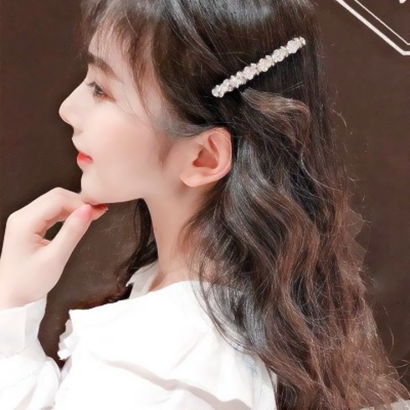 女人梦见自己戴发卡，这是不是预示着什么好事要发生呢？