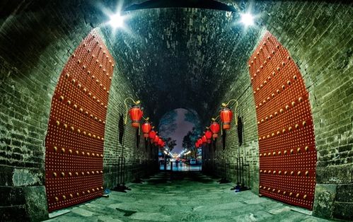 第二站武鸣金木浴一家拥有八年历史的老店以其古法畅通全身的独特养生方式吸引了无数养生爱好者在这里你可依体验传统与现代相结合的养生之道感受不一样的泡汤乐趣。