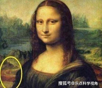 蛇蜕皮后的诡异微笑