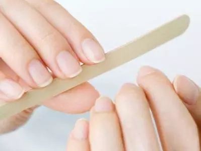 2026年1月剪指甲和手术的最佳吉日是哪一天呢？