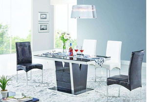 餐桌风水摆放镜子的不利影响到：第一点，身体抱恙！