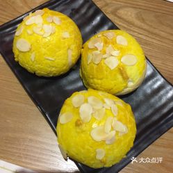 震惊！广州街头暗藏的神秘菠萝包！吃完直接升天！