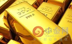 如何通过八字补金补水来平衡火旺的水平？