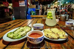 夜市里的羊腰子在发光