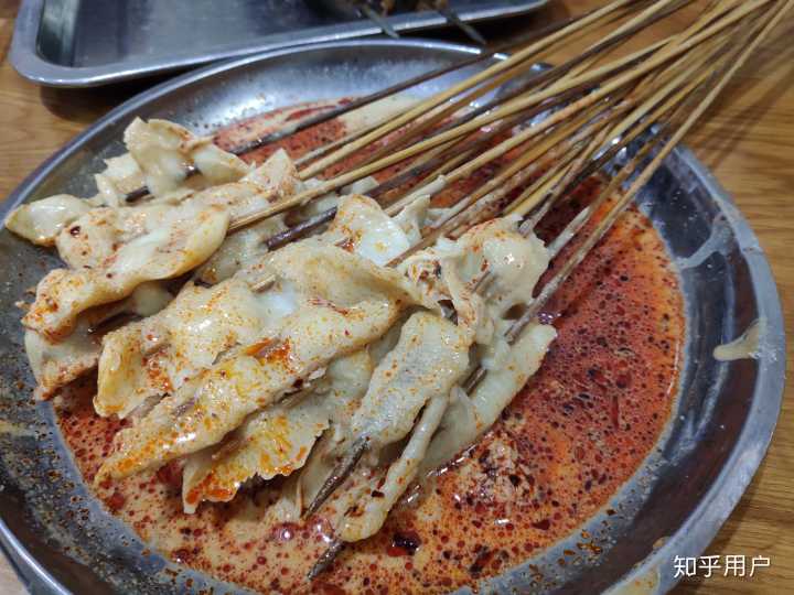 二、 不可错过的特色美食探秘