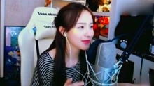 *情感爆发*:我哭了这是因为我发觉自己的名字里根本没有“珊”。😭😭😭