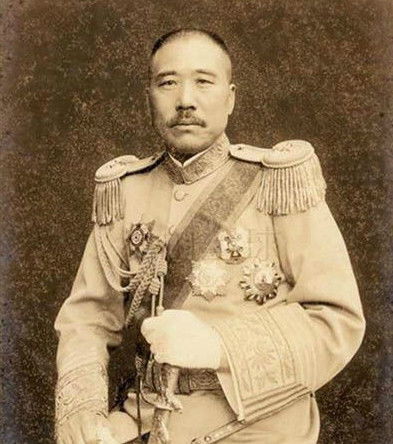 张宗昌八字和诗全集分别是什么？