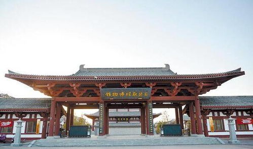 中原建筑风格作用于西域佛殿建设