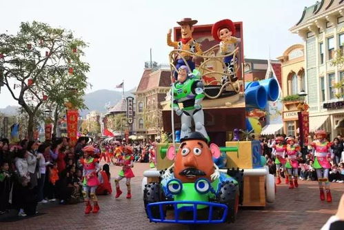 亲子与冒险：海洋公园与迪士尼乐园的反思