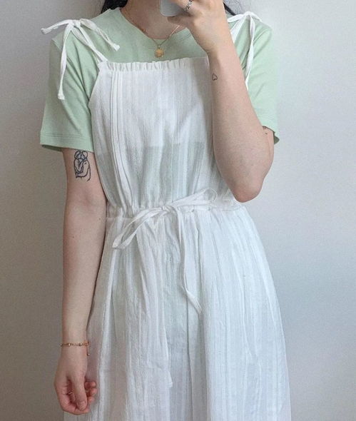 8月18日和11月8日穿衣五行分别是什么？