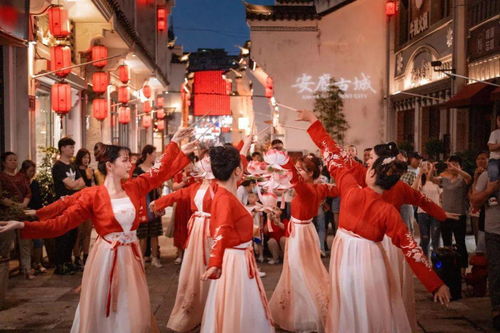 “安庆订婚风潮：古今交融，爆款婚俗新体验”