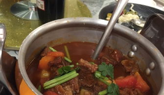 第二站：炖牛腩屋——让肉香撩拨心弦