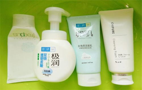 (2) 图片美白 vs. 实际效果差异大如鸿沟...
