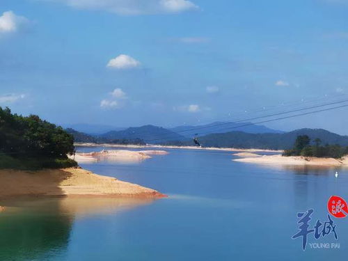 二、 游船体验，湖光山色尽收眼底（其实也有点儿晕船）