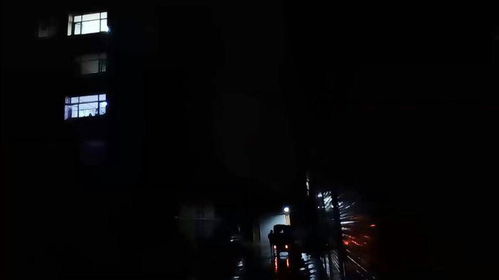 夜深人静时 那只莫名其妙的手在床下抓——先说生肖再说星座