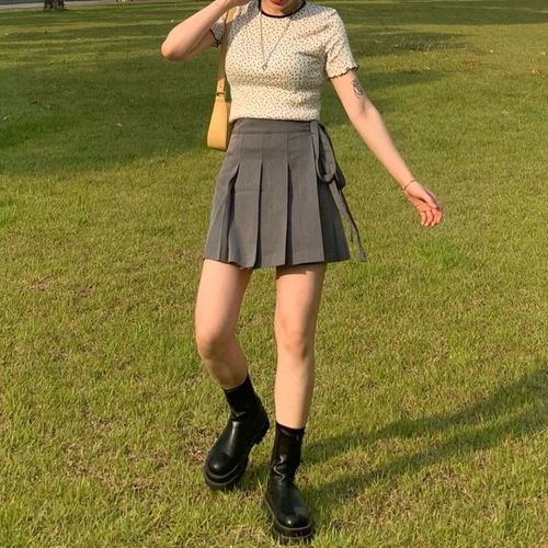 8月18日和11月8日穿衣五行分别是什么？