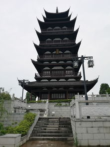 傍晚的浪漫：在落日余晖中沉醉