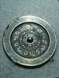 古代女子铜镜,古代女子铜镜