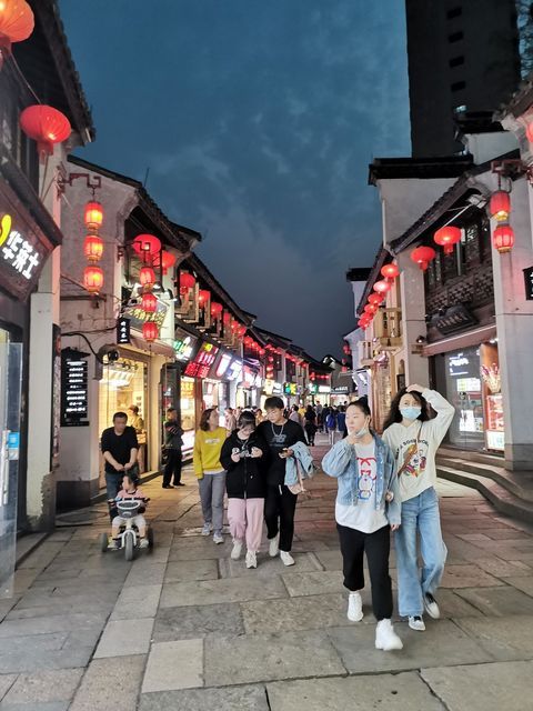 文化变质现场：短视频时代的献祭仪式