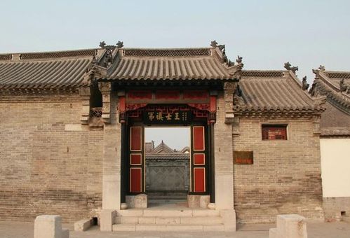 六、 文化底蕴活动：让老更少共享知识盛宴