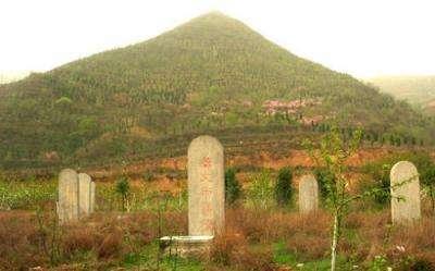 戊寅年仙命适宜葬于哪座山？请推荐宜葬山向和忌葬山向？