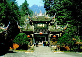 六、青城山/都江堰一日游: 大自然的怀抱 (可选)