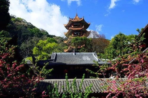 1. 邛海边的将军府:历史持续发展与奢华交织