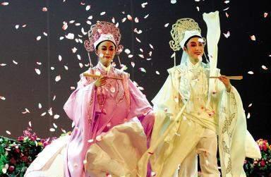 化蝶了？还是煞气入体？