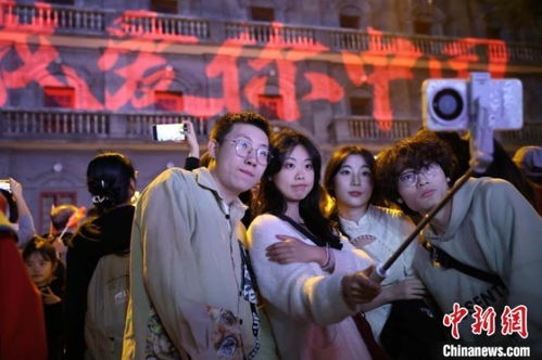 八一起义纪念馆：红色之旅的必经之地