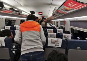 2. 托运流程——从排队到收票的全套仪式感