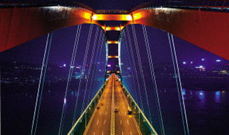 长江大桥？呵呵，人比灯多！