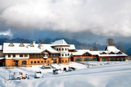 1）索契（俄罗斯）——滑雪+温泉+海滩的三合一套餐