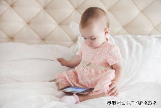 正月出生属虎的女孩取名时，有哪些宜忌需要注意？