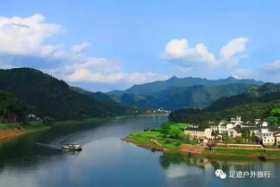 徒步探险—穿行于高原草甸之上