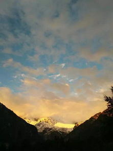 夜行川藏线，高原夜色如何探秘？自驾直播体验分享？