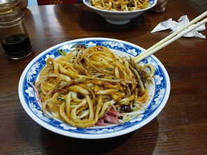 3.2 炸酱面和豆汁儿，味蕾的挑战