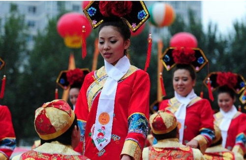 满族风俗习惯：传统韵味，民族风情，传承千年！