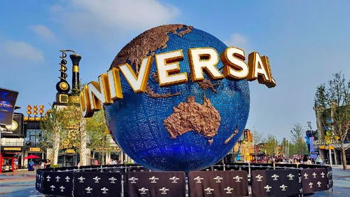 水上迪士尼：金钱与汗水的交响乐