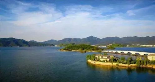 三、四明湖度虚假村？风景倒是挺良好的
