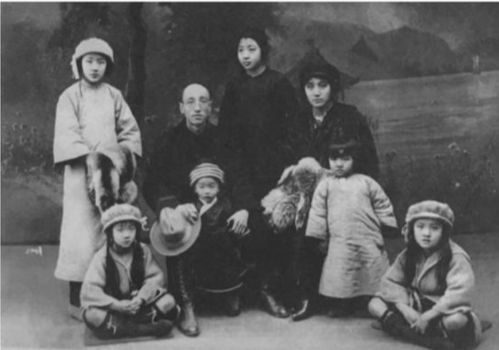 古宅内部：乱七八糟却暗藏玄机