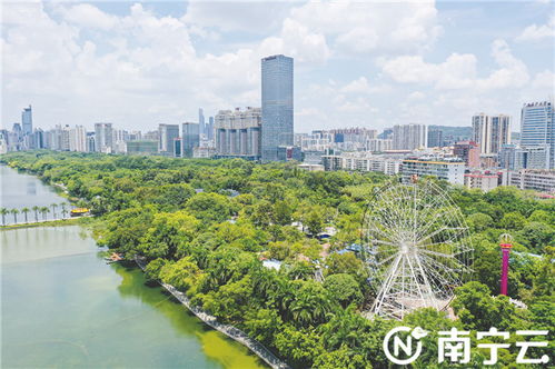 南湖公园， 城区绿洲