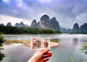 夜幕降临后的反思：单程的永恒