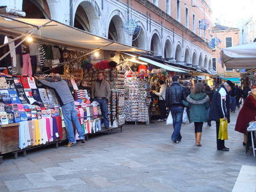 内蒙古购物真相大揭秘！2026年黄历预警+草原剁手指南