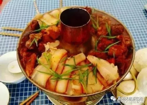 八、不靠谱攻略—怎么找这一些美食？随便走几步就行！
